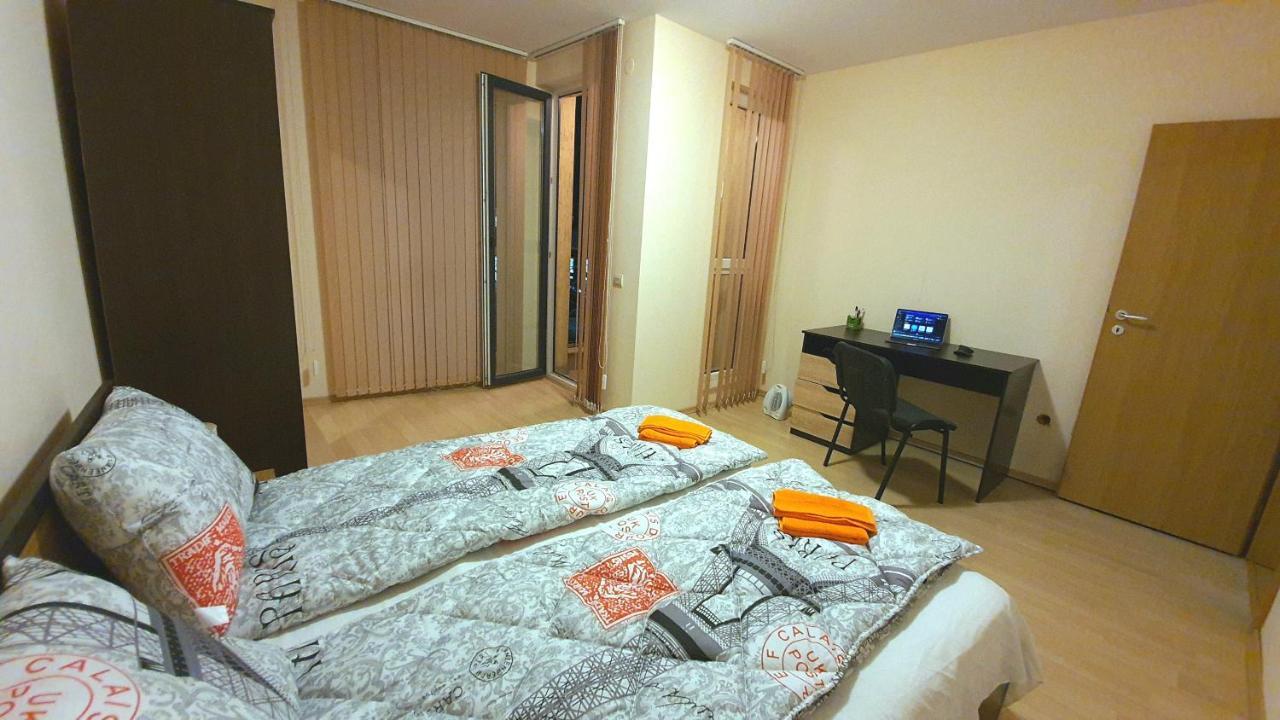 Minimalistic 1Br Flat With A Parking Spot Apartment Varna Exterior foto