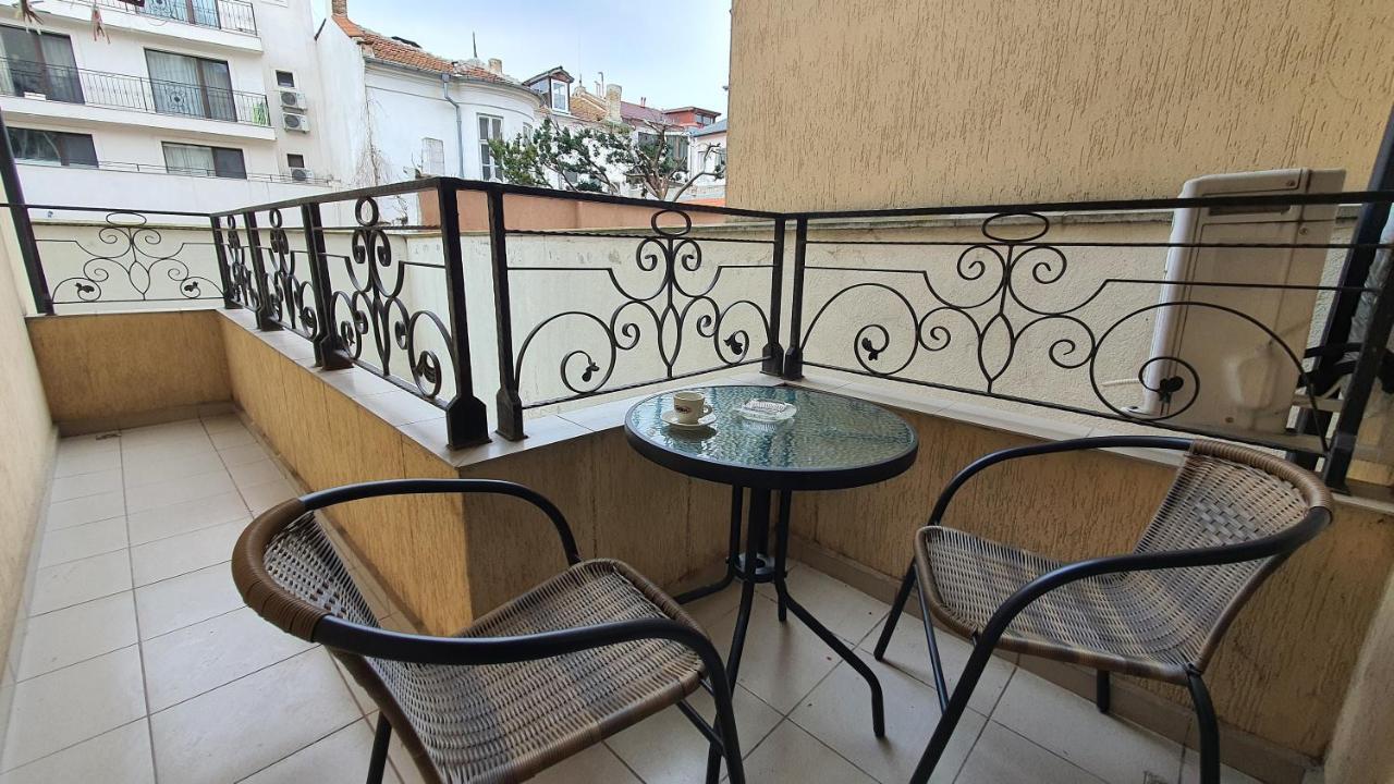 Minimalistic 1Br Flat With A Parking Spot Apartment Varna Exterior foto